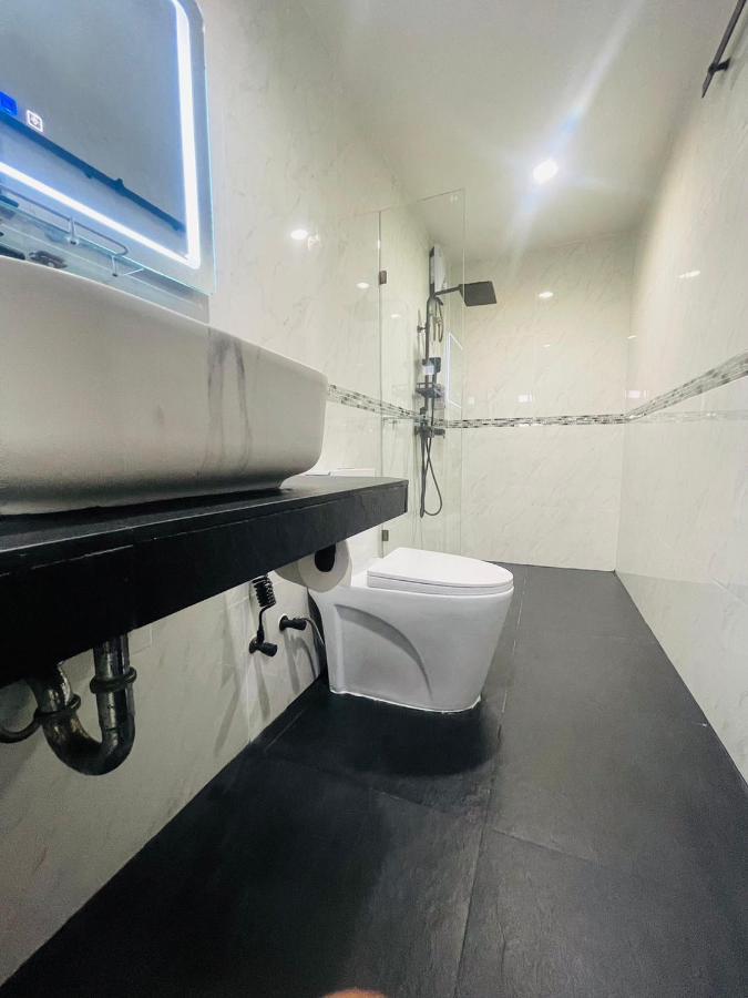 Thonglor Suites Hotel بانكوك المظهر الخارجي الصورة