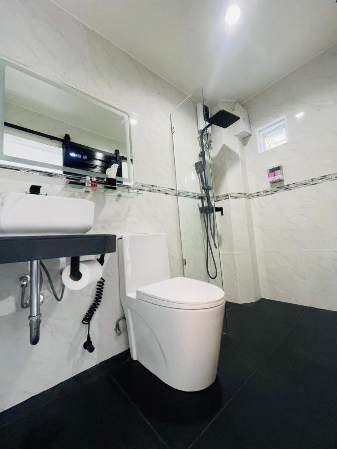 Thonglor Suites Hotel بانكوك المظهر الخارجي الصورة