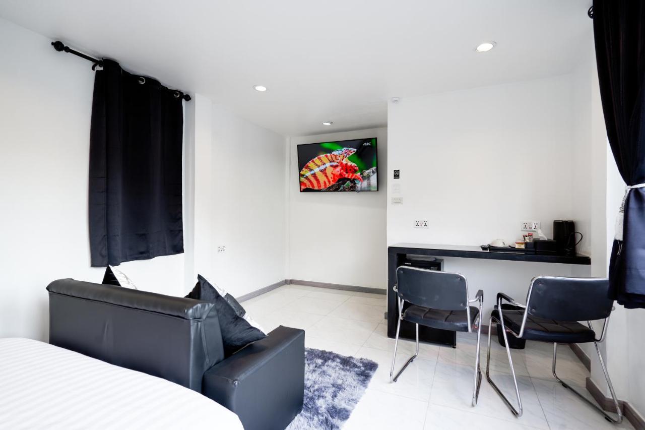 Thonglor Suites Hotel بانكوك المظهر الخارجي الصورة